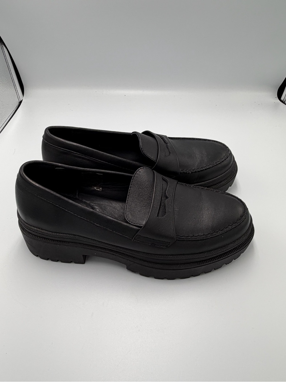 Patina Women's Black Zoe Leather Chunky Loafers Shoes Size 7.5